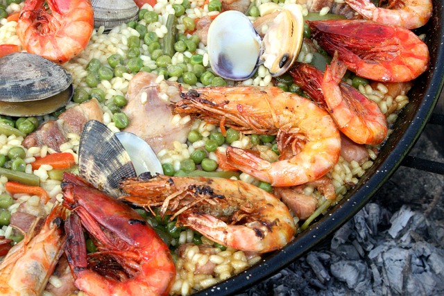 Paella Ibicenca – czy warto spróbować?
